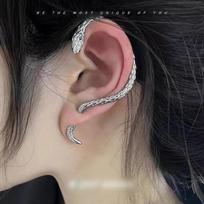 Snake-Shaped Coiled Ear Cuff Earrings: Retro Punk Aesthetic, Niche Hip-Hop Style for Women gray