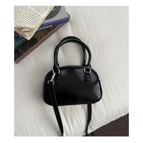 Red bag, spring and summer women's 2024 new trendy Korean versatile portable bowling bag, versatile messenger bag, small square bag. juoda