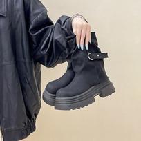 Design Sense Pleated Sense Solid Color Platform Martin Boots Women's 2025 Autumn and Winter Fashion Versatile Retro Platform Locomotive Boots 39