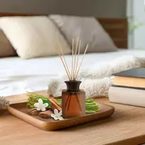 La Casa de los Aromas Kvapiosios lazdelės AIR WICK STUDIO WETIWER & DRZEWO SANDAŁOWE/VETIVER & SANDALWOOD 80 ML (AIR-PA-008-10)