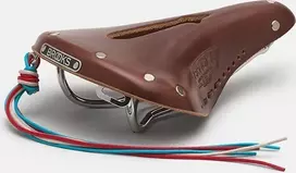 Brooks BROOKS B17 CARVED SHORT balnelis, rudas, plieniniai lankeliai, svoris 460 g, linija „Leather"