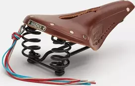 Brooks BROOKS FLYER CARVED balnelis, ruda, plieniniai lankai, svoris 860 g, linija Leather (NEW)