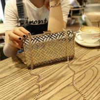 Fashion women's bags, new hand-in-hand grab bags, fashionable one-shoulder messenger small bags, tide night dinner bags sidabras