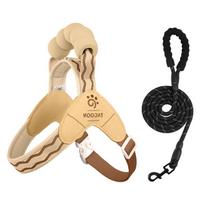 Reguliuojama nevelkanti petneša mažiems šunims, tokiems kaip Bišonas, Ši cu, Pomeranijos špicas, su pavadžio pasirinkimais S Recommended for 3-8 lbs