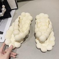 2024 Women  Summer Flip Flops Outdoor Slippers Soft PVC Girls Peanut Massage Slides Slip-on Ladies Fashion Bubble Sandals 36-37 balta
