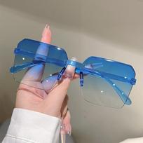 Non-polarized Fashion Vintage Square Rimless Sunglasses Men Women Gradient Outdoor Casual Party Gathering Eyeglasses mėlyna
