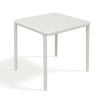 Lauko stalas Ferne Brene Senza kvadratinis plastikinis smėlio spalvos 79x79 cm