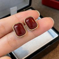 Retro Hong Kong Style Red Drip Glaze Stud Earrings For Women'S Spring And Summer Light Luxury Temperament High-End Earrings Niche Design New Earrings brown