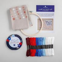 Red, White & Bloom Embroidery Kit, Us 250Th Anniversary Cross Stitch Kit, Flowers Embroidery Kits mėlyna