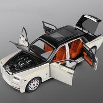 1:18 „Rolls Royce Phantom“ limuzino lydinio modelių automobiliukų Metalo lieto modeliai Namų dekoracija Darbalaukio ekspozicijos ornamentas Aukštos simuliacijos dovanos balta