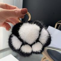 Lovely Fluffy Cat Paw Keychain Fur Hair Pompon Keychain For Women Girls Cute Animal Paw Pendant Key Ring On Bag Car Trinket brown
