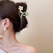 Tulip Tassel Twisted Hair Clip Vintage Grace Women One Line Clip Sweet Girl Ponytail Twisted Hair Clip Headwear Jewelry Accessories black