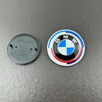 74mm 82mm Automobilio Logotipas Priekinis Variklio Dangtis Galinis Bagazines Dangtis Emblema BMW M Logotipui E46 E36 E34 F10 E90 F30 E60 F30 E53 E30 E92 E87 Automobilių Aksesuarai 2pcs 82mm