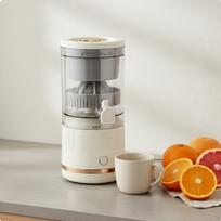 Portable Electric Juicer Easy to Clean Cordless Fruit SimplePush SmallCapacity Juice 7.4V