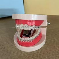 Novelty Rhinestone Denture Stapler Plastic Teeth Desktop Stapler Prank Mini Stapler  Office Use balta