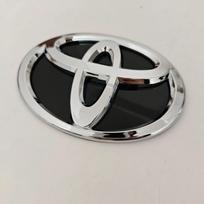 Front Grille Badge Trunk Car Logo Modified Black Bottom Suitable for Toyota RAV4 CAMRY COROLLA LANDCRUSER RAV4 VIOS SIENNA YARLS 11cm X 7.5cm