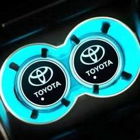 2 vnt. automobilio puodelio laikiklis-padėkliukas Toyota LED atmosferos apšvietimui Šviečiantis For Corolla Camry RAV4 Prado Prius HRV CHR Avensis KC0 zcfn1 blue
