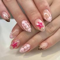 24Pcs Short Almond Press On Nails With 3D Flower Love Heart Rhinestone Design Full Cover False Nail Tips brown