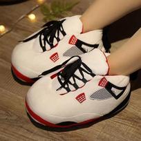 Sneaker Šlepetės Pliušinės šlepetės Moteriškos Šlepetės Vyriškos Juokingos Šlepetės 35-44 Vaikams Suaugusiesiems Žiemos šiltos pliušinės šlepetės patalpose 35-44 black