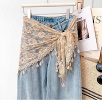Triangle Lace Waist Scarf Floral Sheer Mesh Boho Bandana Hip Scarf Women Floral Hollow Out Lace Wrap Belt For Jeans Dress Wear beige