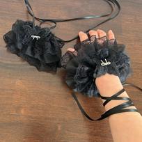 Elastic Lace Fingerless Oversleeve Elegant Ruffled Wrist Cuffs Fashion Strappy Bow Gloves  Gothic Black-Short black