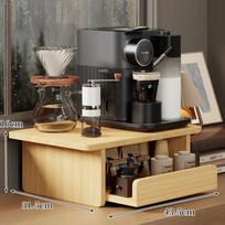 Minimalistinė medinė kampinė lentyna kavai su stalčiumi, paaukštintas stovas namų baristams, modernus virtuvės puodelių laikiklis, laikymo lentyna