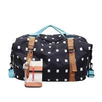 Large Capacity Striped Travel Duffle Bag Sports Gym Weekender juoda
