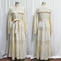 Women's Lantern Sleeve Dress: 7 Colors, Mid-Length, Lace Hollow Out, Patchwork, Ruffle Collar Small