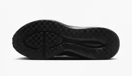 Nike Avalynė Vyrams Nk Revolution 8 Wide Juodas HQ1996 004