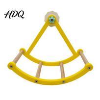 Easy Clean Bird Toy Parrot Pirate Ship Swing Toy Climbing Ladders Perch Cage Parakeets Interactive Rocking Enrichment for Parakeets Cockatiels, geltona
