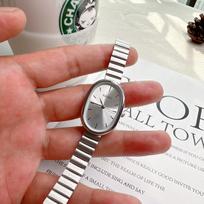 New Women's Watch Simple Chain Oval Dial Compact Korean Version Versatile Clothing Female Fashion Quartz Wristwatches gray