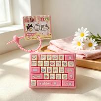 Creative Style Mini Keyboard Pendant 26 Key Keyboard Keychain  Children Use rožinė