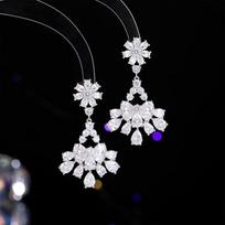 Women's Light Luxury Design Elegant Inlaid Zircon Fan-Shaped Earrings Fashionable And Versatile Niche Design Earrings white