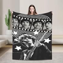 Finn Wolfhard pliušiniai pledai berniukui mergaitei flanelinis lovatiesės pledas sofai kėdei minkštas šiltas dizainas kokybiška lovatiesė dovanos idėja 76x102cm black
