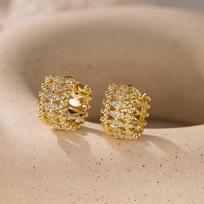 Elegant Inlaid Zircon Ear Cuff and Gold Electroplated Elf Ear Stud Earrings for Women brown
