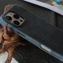 Vintage Crazy Horse Leather Shockproof Magnetic Case for iPhone 18 Pro Max iPhone 14 gray