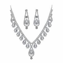 Fashion Shiny Water Drop Necklaces Geometric Pendant Crystal Rhinestone Necklace Set Elegant Bridal Jewelry Set Wedding Ceremony sidabras