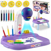 RicoKids piešimo projektorius vaikams su LED šviesa, 32 paveikslėlių rinkinys, 30 × 23 × 34 cm