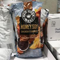 Red Rock Deli Medaus Sojos Vištienos Bulvių Traškučiai 640g black