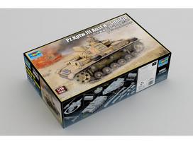 Surenkamas tanko modelis Pz.Kpfw.III Ausf.N Tunisas 1/16 Trumpeter 00957