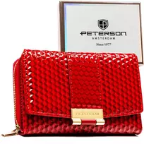 Moteriška raudona lakuota ekologiškos odos piniginė su reljefine tekstūra „Peterson“ ST55