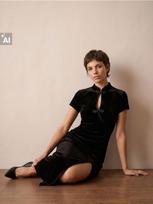 Sinsay - Veliūrinė suknelė paaukštinta apykakle - juoda