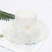 Moteriškas oficialus fascinatoras skrybėliukas - Kentucky Derby nėrinių dizainas, organzos vestuvinė skrybėlaitė bažnyčiai, arbatos vakarėliui ir vestuvėms 56-58cm balta