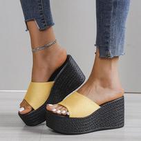 Moteriškos platformos paplūdimio šlepetės Aukštakulniai Pleištai Sandalai Vasariniai Batai Nauji Moteriški Batai Stori Slides Sexy Pumps Fad Flip Flops 42 brown