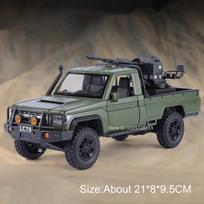 1:24 Land Cruiser LC79 Mammoth Model Toy Off-road Cars Alloy Diecast Doors Opened Sound Light Pull Back Edutainment Car Toys gray