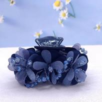New Medium Fabric Grab Clip Three-dimensional Flower Hairpin Simple Mother Headwear  Hair Accessories for Women mėlyna