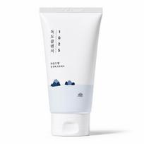 ROUND LAB 1025 Dokdo Cleanser Gentle Hydrating Facial Cleanser 150ml Korean Face Wash 150ml × 1pc white