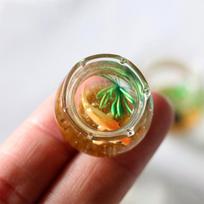 1Pc Mini Fish Tank Random Color Miniature Model Fish Carp Simulation Animals Toys DIY Decor Fish Figurines Home Decor Ornament beige