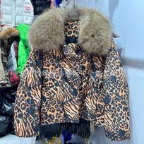 Moteriška leopardų rašto pūkinė striukė su kailine apykakle - Madinga, Stora, Šilta žiemos parka One Size leopardas