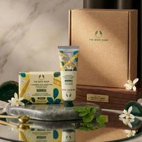The Body Shop Moringa Soap & Hand Balm Gift Set 1 pcs brown